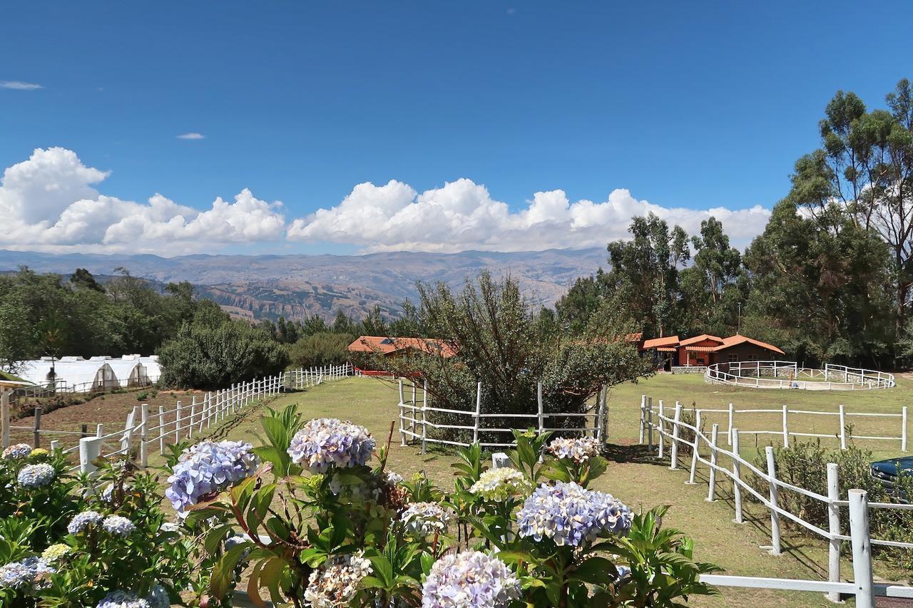 The Lazy Dog Inn A Mountain Lodge Уарас Екстер'єр фото